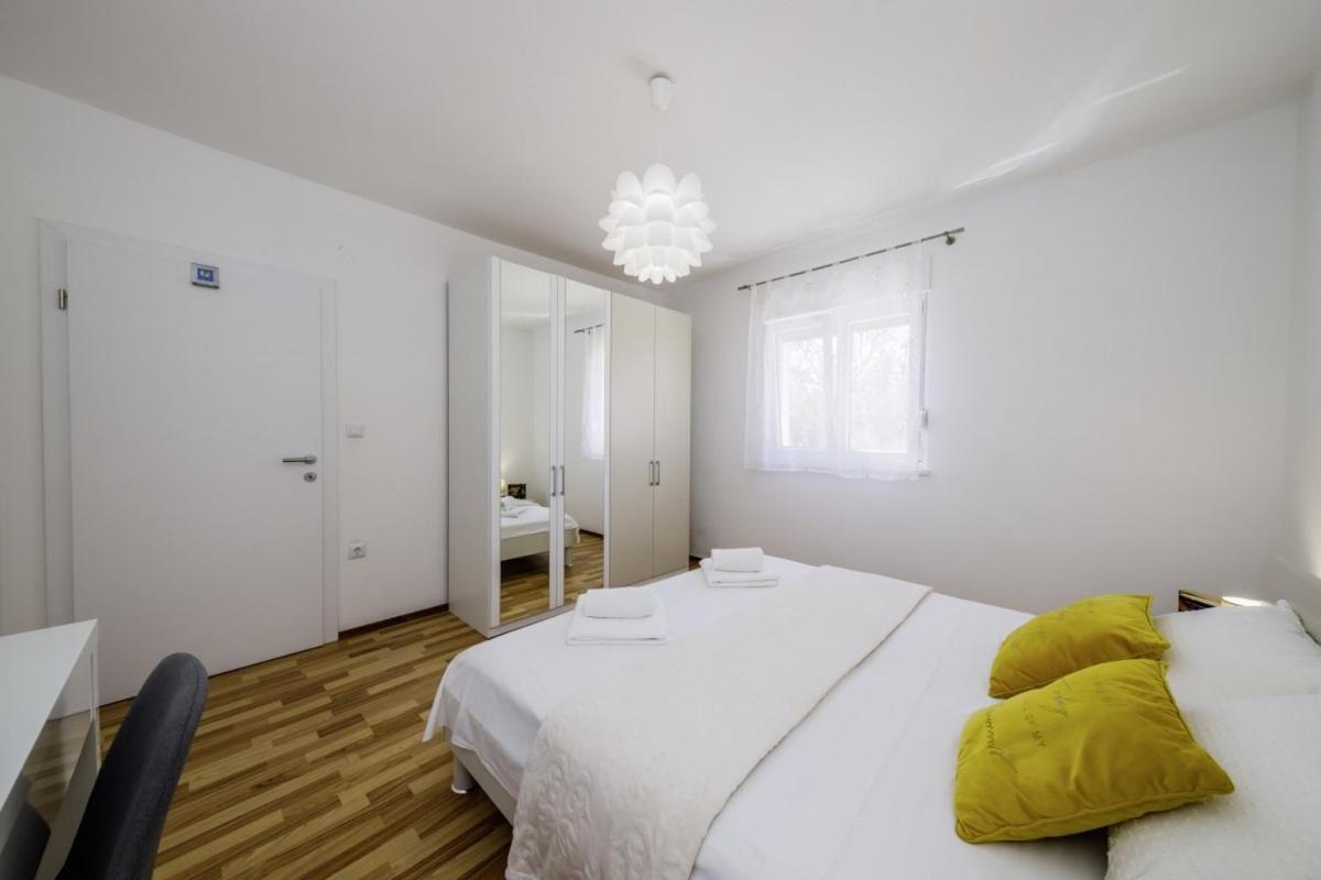 Ani In Trogir * Mittel-Dalmatien Hotel Donji Seget Eksteriør billede